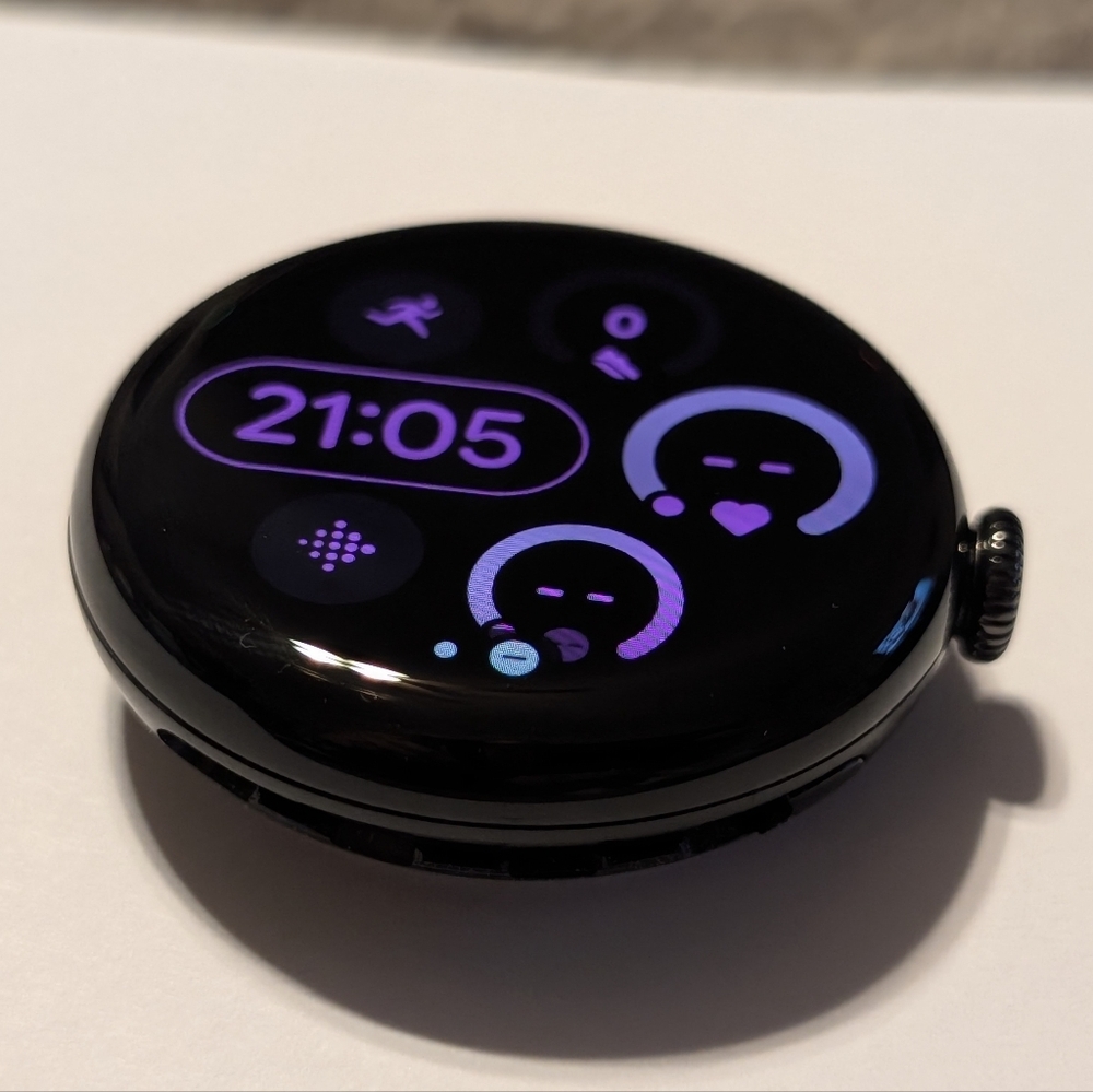 Google Pixel Watch 3 41mm Wi-Fi - Picture 5 of 9